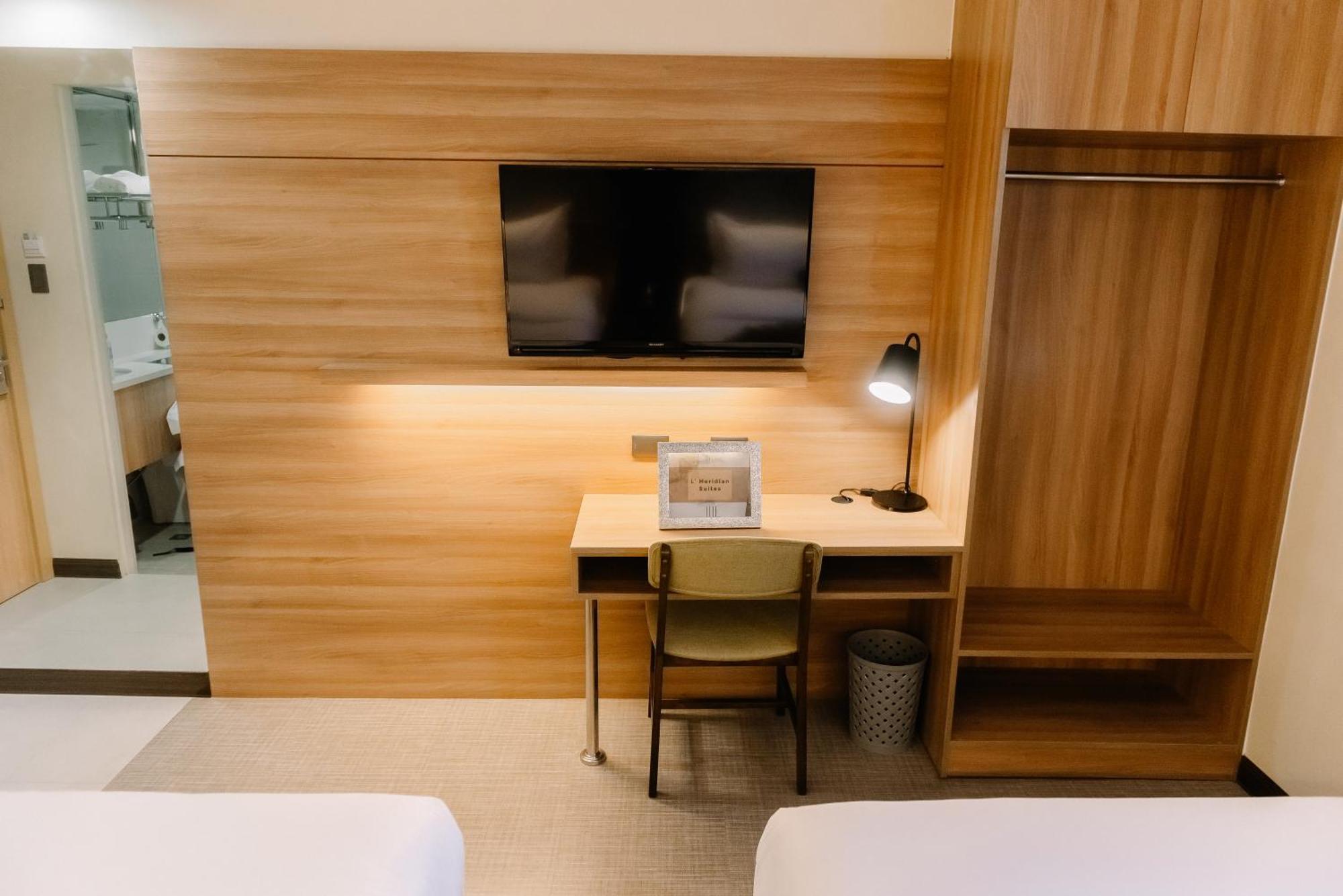 L' Meridian Suites サンボアンガ エクステリア 写真